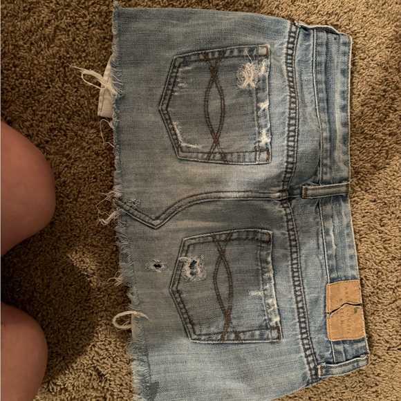 Abercrombie and Fitch Jean skirt size 2 - Picture 3 of 3